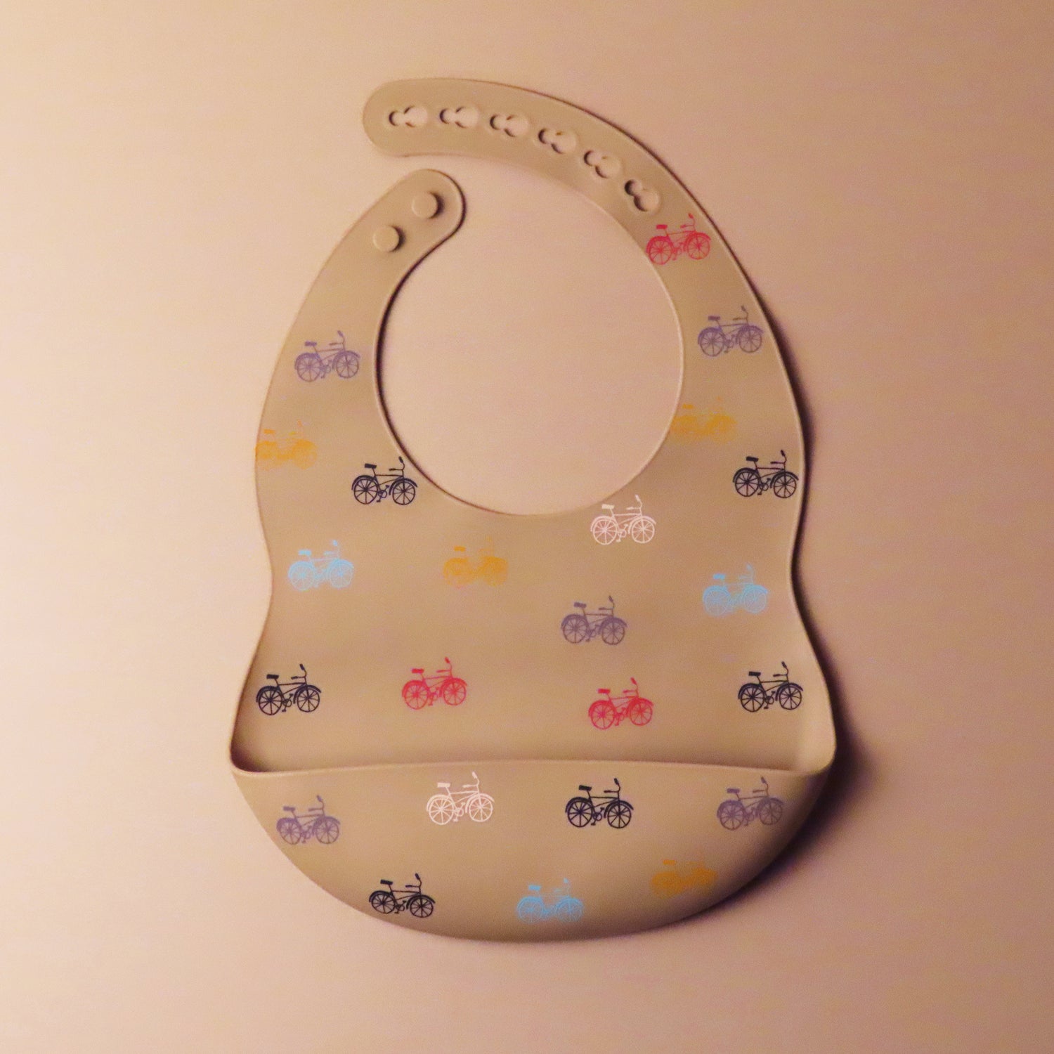 baby feeding silicone bibs brown and colourfulbicycle prints